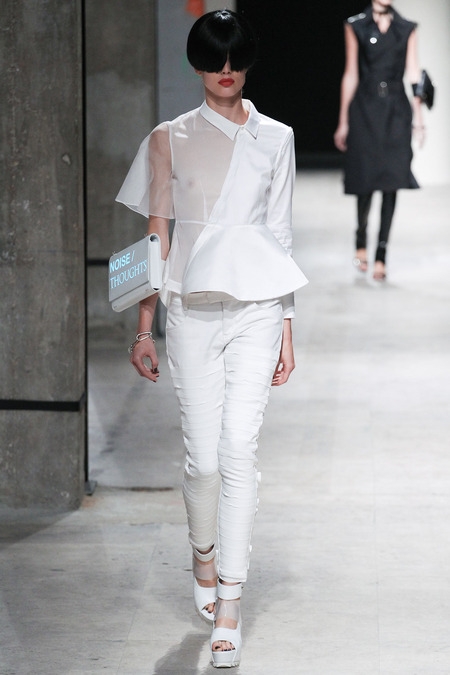 Quirine Engel shows Paris S/S 2014 Undercover